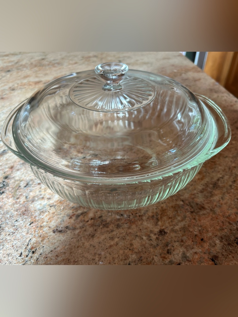 Pyrex #024-S (Sculptured Line) 2 Qt Ribbed Glass Casserole w/Pyrex Lid #024C